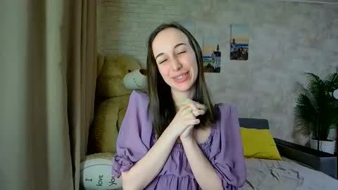 Snapshot of anikabloom chatting on 02.14.26 anikabloom online show from 02.14.26