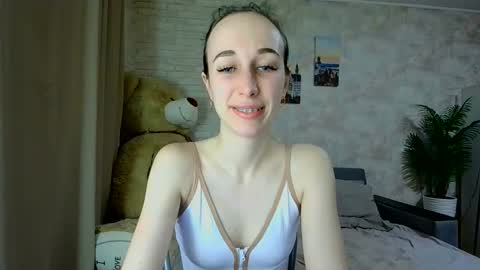 Snapshot of anikabloom chatting on 02.25.26 anikabloom online show from 02.25.26