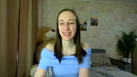 Snapshot of anikabloom chatting on 03.12.26 anikabloom online show from 03.12.26