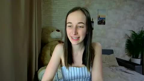 Snapshot of anikabloom chatting on 03.18.26 anikabloom online show from 03.18.26