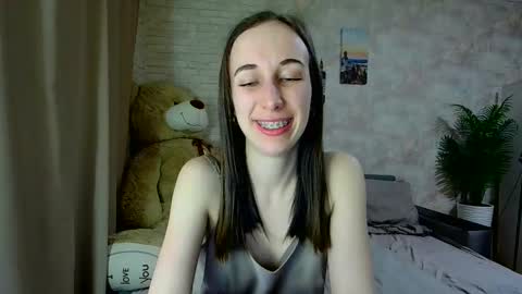 Snapshot of anikabloom chatting on 03.23.26 anikabloom online show from 03.23.26