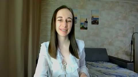 Snapshot of anikabloom chatting on 04.13.26 anikabloom online show from 04.13.26