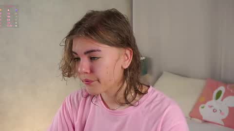 AnishaVivo online show from 04.16.26