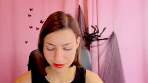 Anni online show from 11.30.25