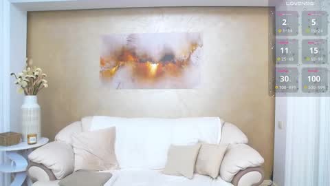 Snapshot of anissalogan chatting on 09.10.25 my name is Ani online show from 09.10.25