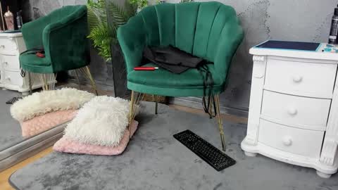 anissia teaser online show from 01.22.25