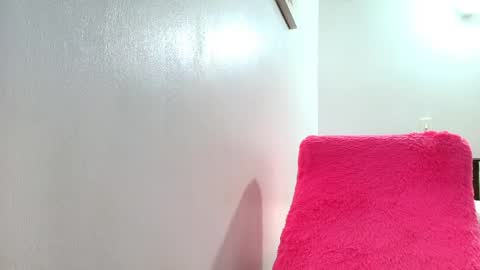 ana independent model online show from 04.05.26