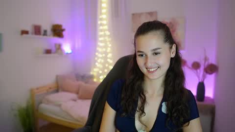 Snapshot of anita_grey_ chatting on 09.15.25 Anita Grey online show from 09.15.25