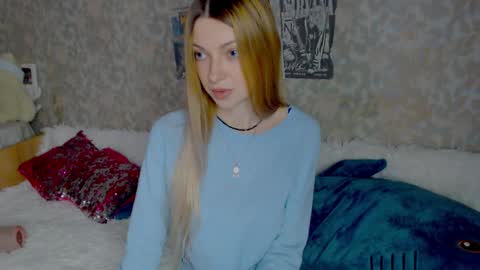 anita_moon_ online show from 02.25.25