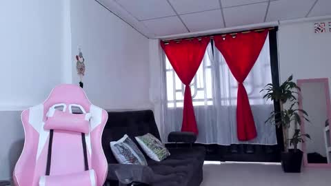 Snapshot of anita_sexy_19 chatting on 02.05.26 Ana online show from 02.05.26