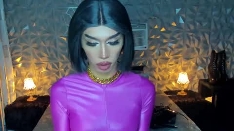 Miss Ann online show from 01.28.25