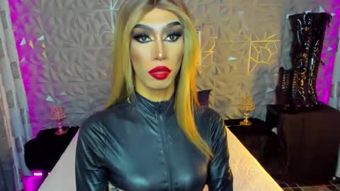 Miss Ann online show from 01.31.25