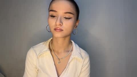 anitatynes online show from 05.04.26