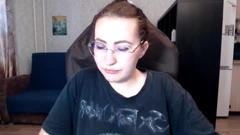 Snapshot of ankey_rayah chatting on 10.01.25 Nameless online show from 10.01.25