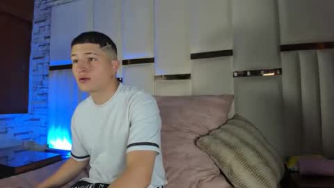 ANGEL AND TEFY online show from 04.13.26