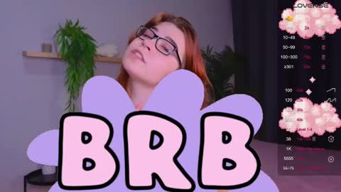 Snapshot of ann_couette chatting on 02.08.25 Im Ann welcome in my room PVT is open online show from 02.08.25