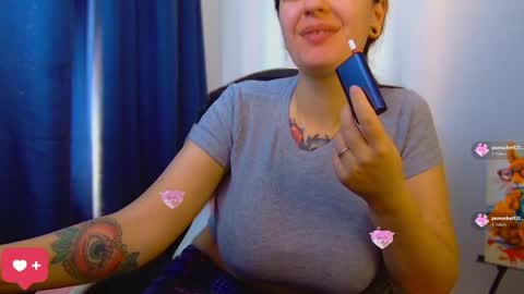 Snapshot of ann_mikele chatting on 05.19.26 Ann online show from 05.19.26