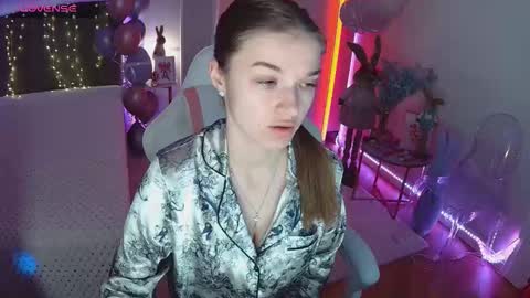 ann_woood online show from 03.23.26