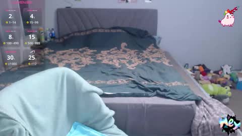 Anadirectgirl online show from 09.30.25