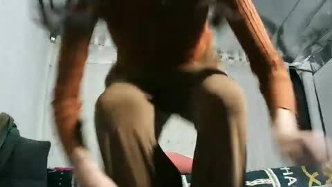 Snapshot of anna_ellen22 chatting on 12.04.25 anna_ellen22 online show from 12.04.25