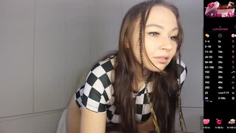 Anna  online show from 01.16.25