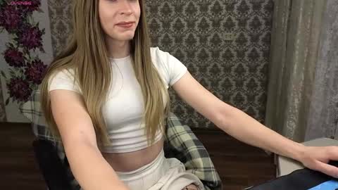 Anna online show from 06.08.26