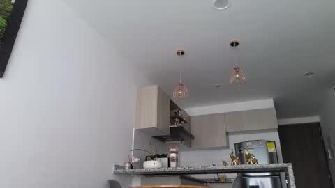 Anna online show from 10.25.25