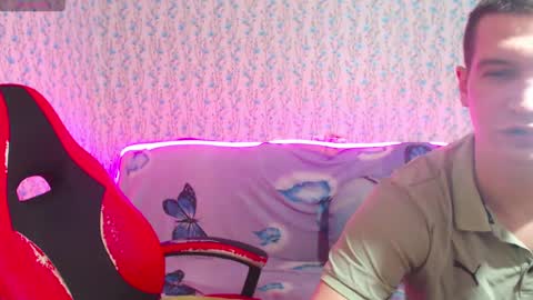 Snapshot of anna_ki chatting on 01.22.25 AnnaJake online show from 01.22.25