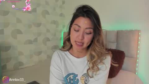 Snapshot of anna_loveu chatting on 09.18.25 Ana Lucia online show from 09.18.25