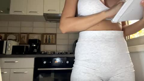 anna_nobel online show from 11.04.25