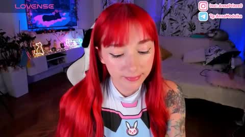 Anna online show from 09.13.25