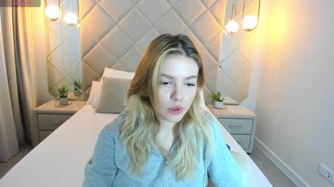 Anna online show from 12.08.24