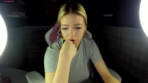 Anna online show from 01.06.26