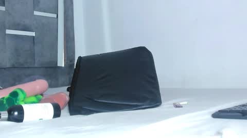 Snapshot of anna_sex_m chatting on 09.23.25 anna_sex_m online show from 09.23.25