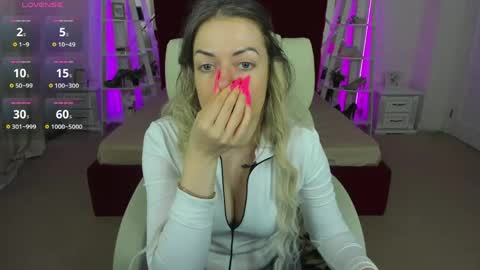 anna_snow9 online show from 05.16.26
