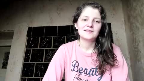 Snapshot of annaahcharm chatting on 12.20.24 annaahcharm online show from 12.20.24