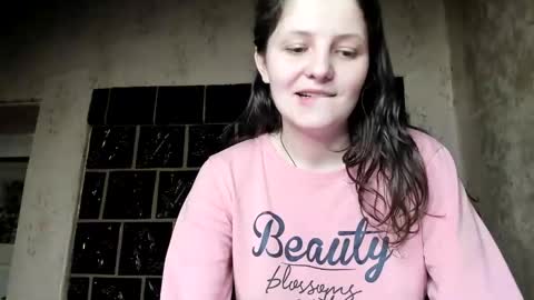 Snapshot of annaahcharm chatting on 12.28.24 annaahcharm online show from 12.28.24