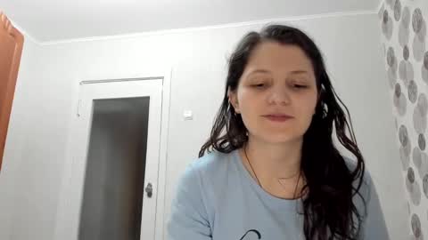 Snapshot of annaahcharm chatting on 01.04.25 annaahcharm online show from 01.04.25