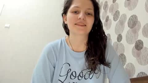 Snapshot of annaahcharm chatting on 01.07.25 annaahcharm online show from 01.07.25