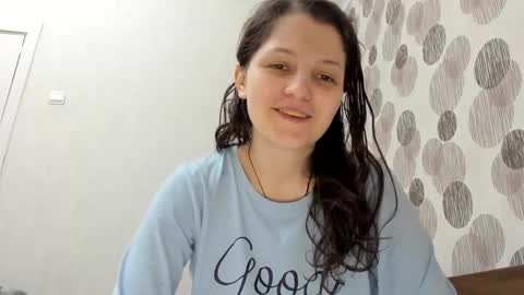 Snapshot of annaahcharm chatting on 01.08.25 annaahcharm online show from 01.08.25