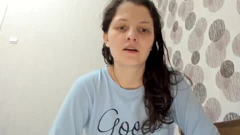 Snapshot of annaahcharm chatting on 01.08.25 annaahcharm online show from 01.08.25