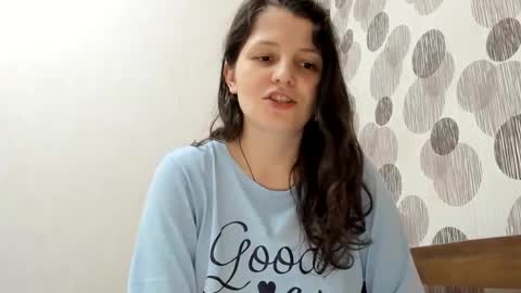 Snapshot of annaahcharm chatting on 02.19.25 annaahcharm online show from 02.19.25