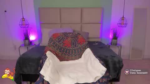  Ana  online show from 09.14.25