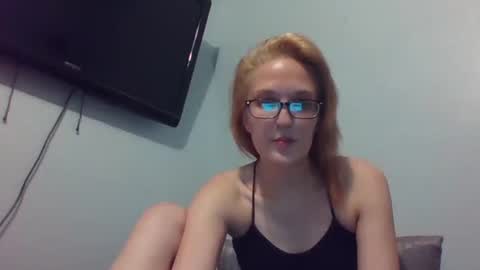 Snapshot of annabelle7777 chatting on 05.30.26 Anna online show from 05.30.26