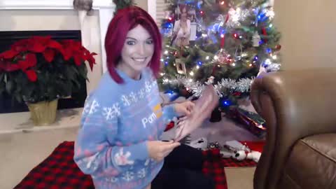 Anna Bell Peaks online show from 12.01.24
