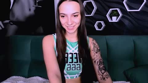 Snapshot of annabishop chatting on 01.16.25 annabishop online show from 01.16.25