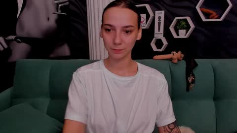 Snapshot of annabishop chatting on 01.24.25 annabishop online show from 01.24.25