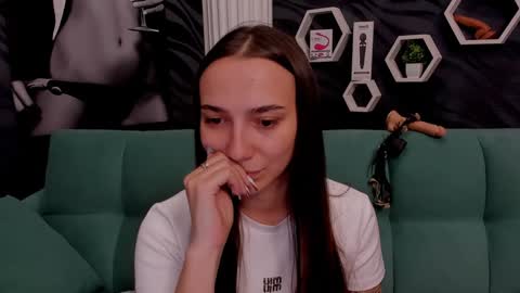 Snapshot of annabishop chatting on 01.25.25 annabishop online show from 01.25.25