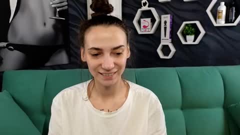 Snapshot of annabishop chatting on 02.18.25 annabishop online show from 02.18.25