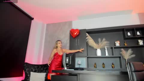 Anna Brooks  online show from 02.14.26